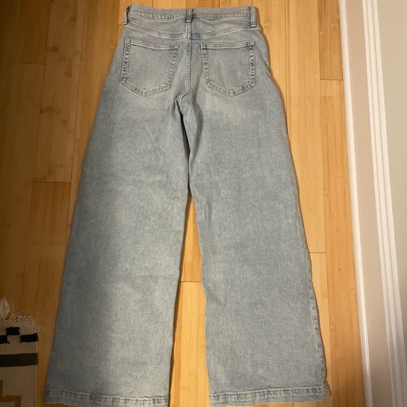 Women's Light Blue Jeans - Picture 2 of 3
